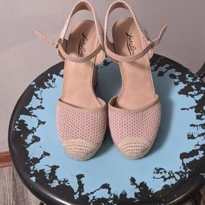 Wedge espadrilles
